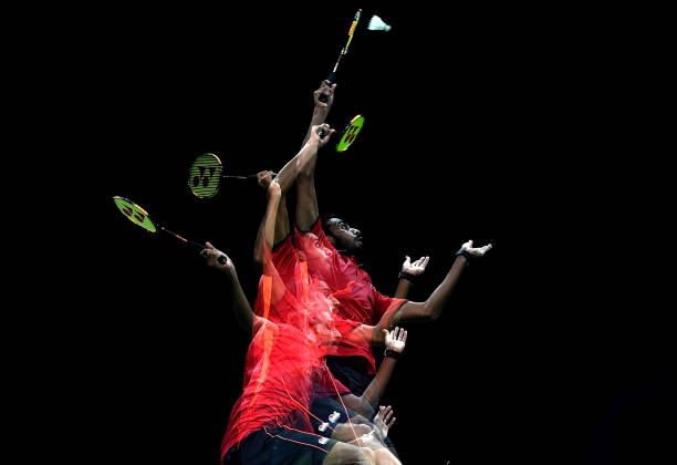 尤尼克斯称霸!2024羽毛球拍排行榜前十强解析