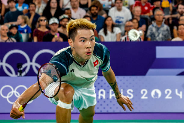 羽毛球单打场地尺寸与界限示意图:国际标准版