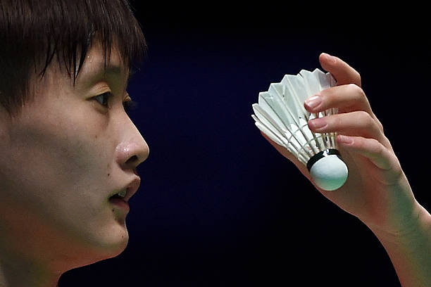 亲子羽毛球启蒙:图解儿童握拍与挥拍技巧