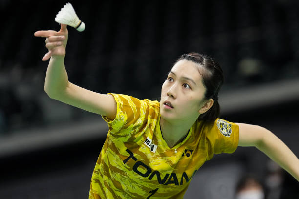 羽毛球基本功教学:让孩子快速掌握握拍与挥拍