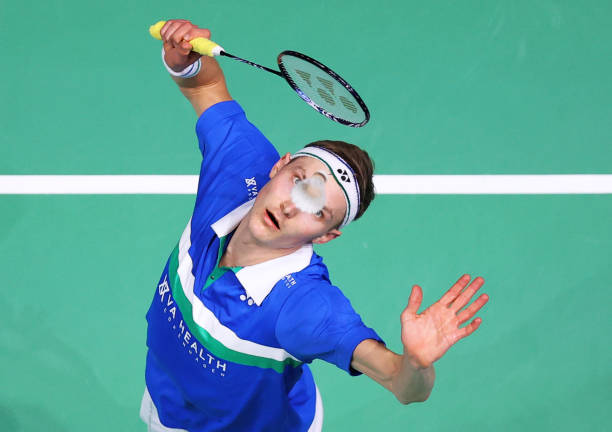 600字精华版：羽毛球的进攻与防守打法详解