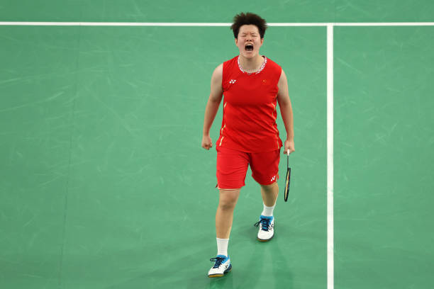 羽毛球扣杀时机选择:什么时候该扣杀?