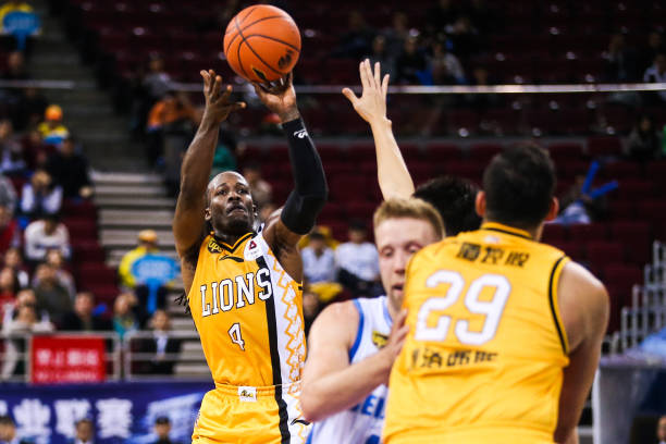 哪些球队成功闯入CBA季后赛？完整名单来了