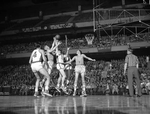 从6尺多高到7尺巨人:NBA身高进化史