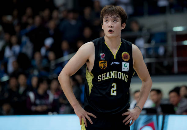 篮球场木地板多少钱一平方米?2023年最新报价参考