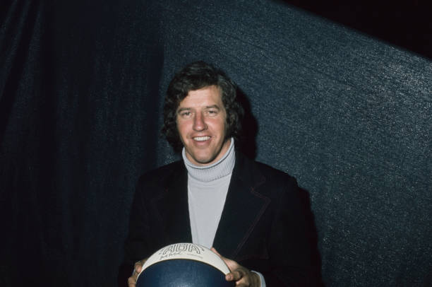 杰梅因·奥尼尔03版在NBA2KOL中的实战体验与技巧分享