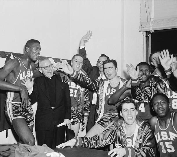 篮球场平面图尺寸指南：适合不同级别比赛的规格