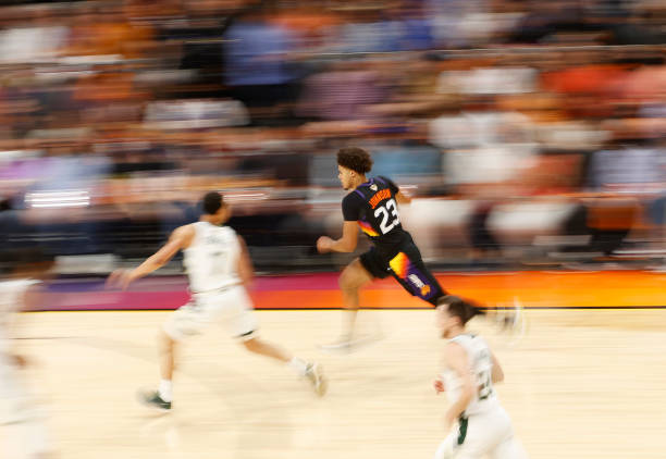 CBA总决赛G2全场回放:MVP表现与关键时刻