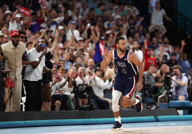 篮板高度之谜:NBA为何选择05米而非普通标准?