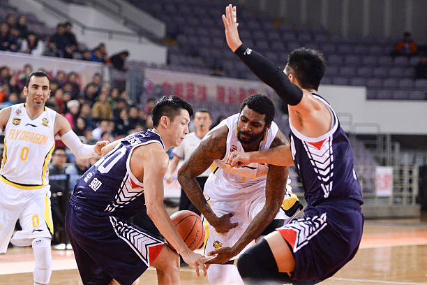 助攻与成长:助攻时间中的人物弧光分析