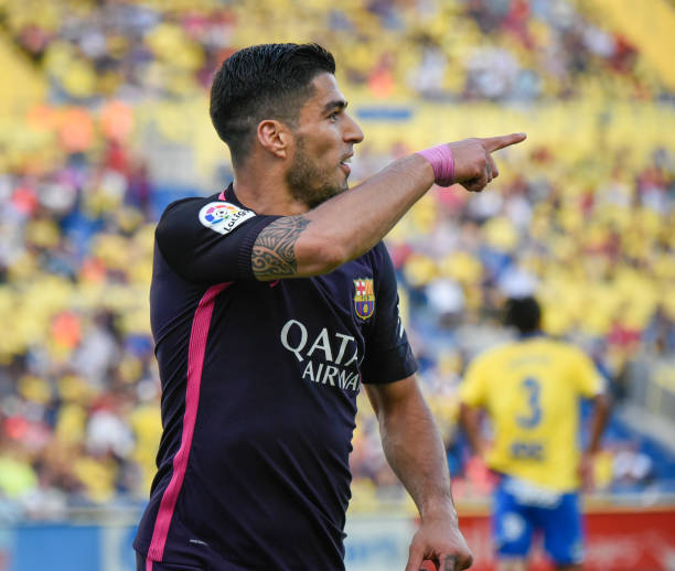 足球门球规则:为什么小禁区线是常见的开球点?