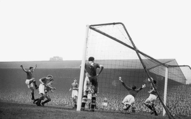 法甲第XX轮积分榜:巴黎优势明显,欧冠资格争夺白热化