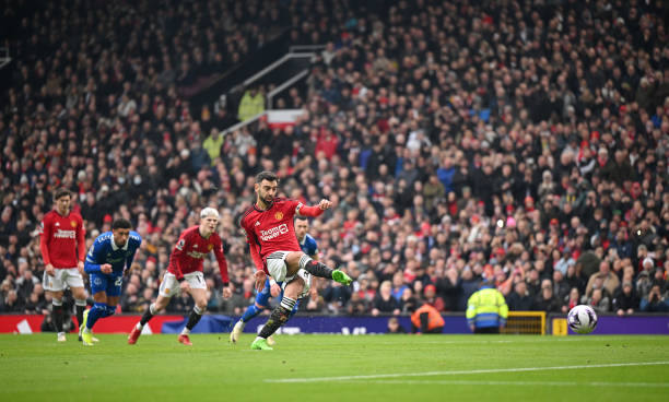 从拜仁到巴萨:莱万税后年薪是涨是跌?转会背后的经济账