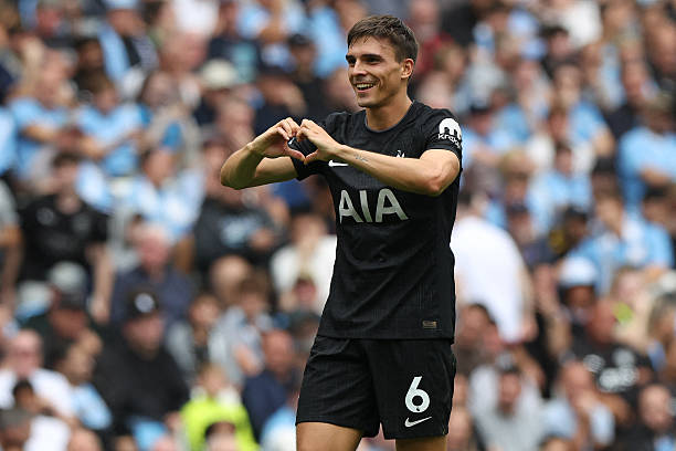 梅西的国籍背景:从阿根廷到西班牙的足球之路