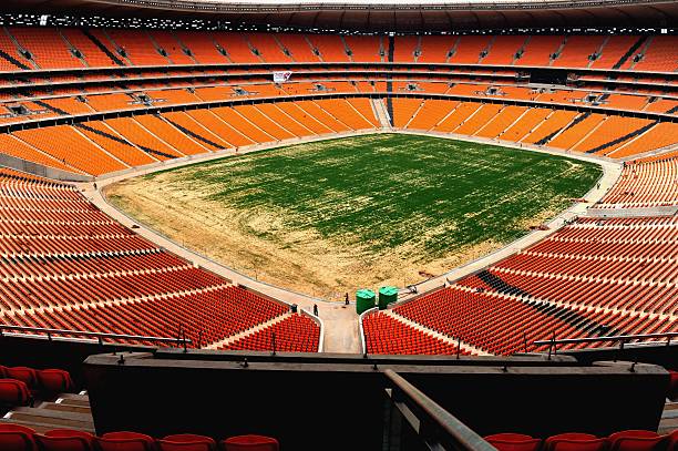 鲁尔区德比：沙尔克04与多特蒙德的百年恩怨