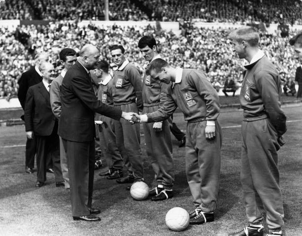 姆巴佩的崛起之路：从摩纳哥到巴黎圣日耳曼的传奇旅程