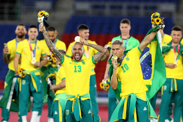 比赛中断与恢复程序：2020年足球规则应对措施