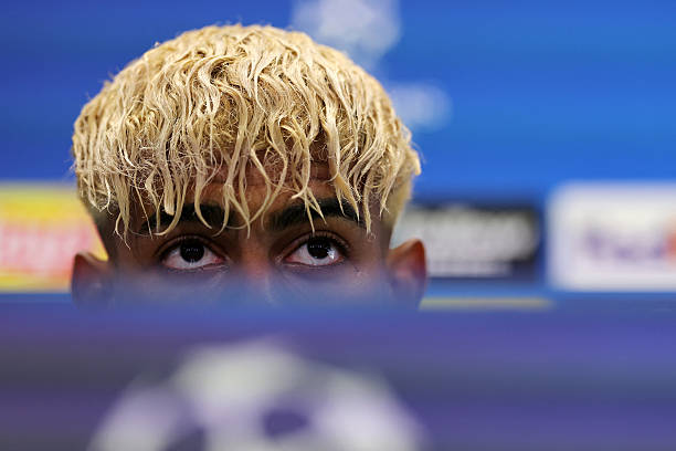 欧冠历史比分档案：每届决赛的精彩对决