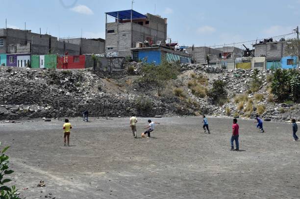 从门将到前锋：2122赛季法甲最佳阵容完整名单及表现回顾