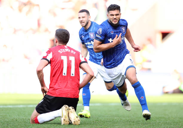 数据说话：罗马里奥俱乐部生涯场均进球率惊人表现