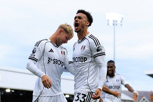 罗马里奥和贝贝托：一段跨越足球的深厚友谊