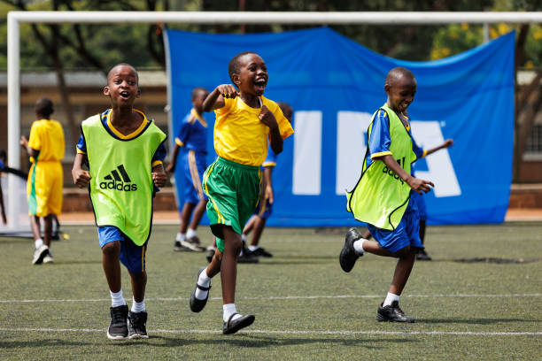 帕瓦尔职业生涯最佳进球合集,不容错过!