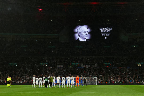 德甲奖杯背后的故事:为什么冠军只能短暂拥有沙拉盘?