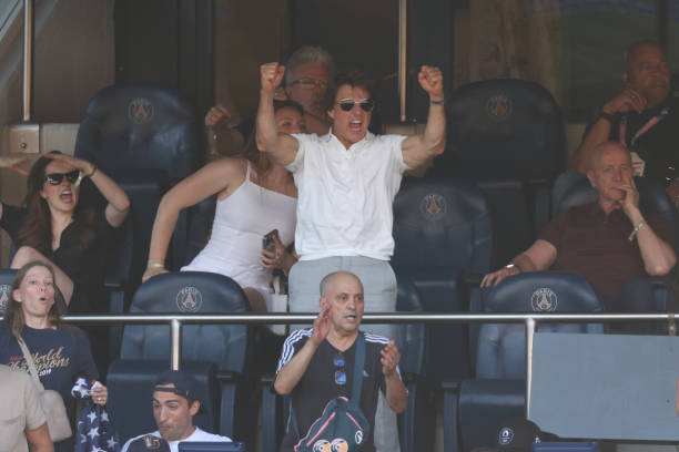 巴黎奥运男子100米自由泳决赛:韩国解说员的专业解读