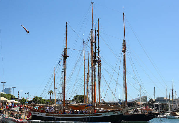 田径世锦赛历史上最年轻的纪录保持者是谁?