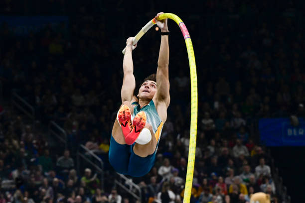 郭晶晶家庭生活曝光:与霍启刚育有几子几女?