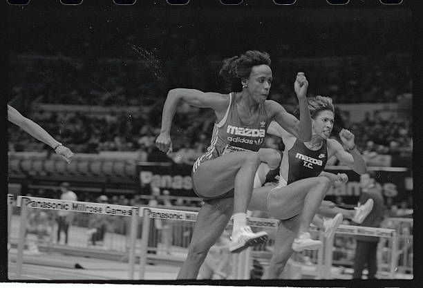 周继红执教风采:跳水队教练的日常瞬间