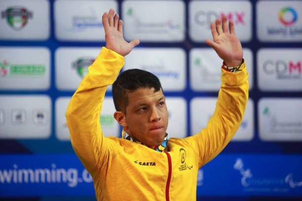 东京奥运花样游泳集体自由自选：中国队以精湛技艺夺得冠军