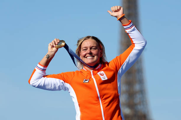 儿童水上安全指南:泳池玩耍必备注意事项