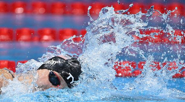 水上争锋！最具创意的游泳比赛宣传语盘点