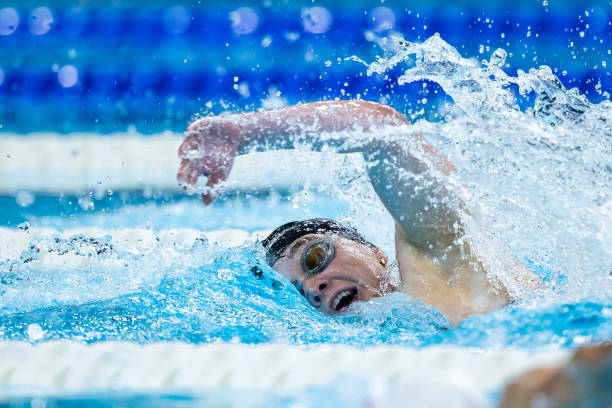 如何选择适合您泳池的梯子?