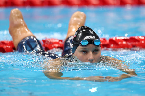 健身游泳两不误:附近带健身设施的游泳馆