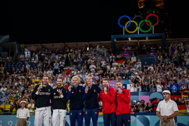 赵蕊蕊腿伤教训:职业运动员如何科学训练防伤病