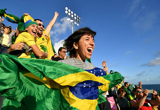 排球简笔画彩色教程：一步步教你画可爱的排球图案