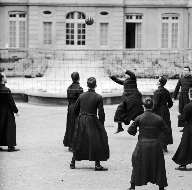 排球赛赛程安排策略:确保公平与高效