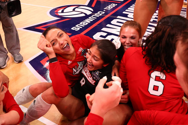 金软景退役仪式星光璀璨，多位体育界名人出席